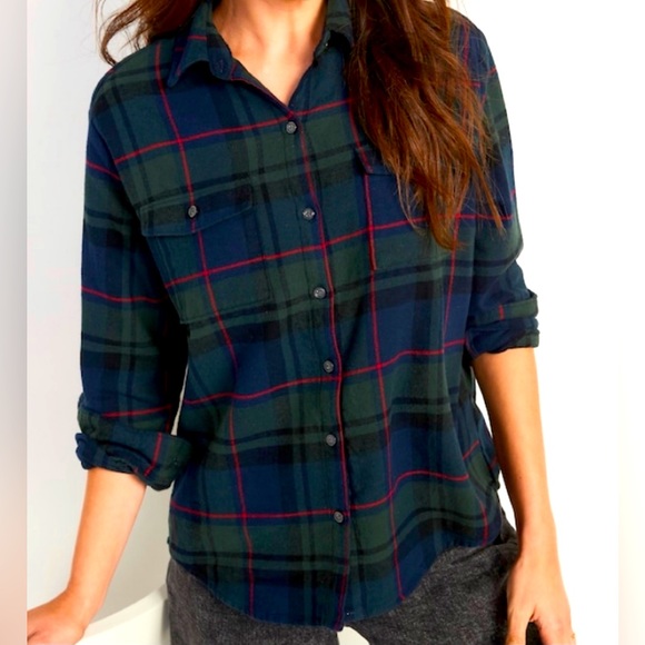 Old Navy Tops - Old Navy Oversized Plaid Flannel Boyfriend Tunic Shirt
in Navy Green Plaid Sz L